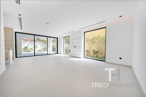 Vilë në Jumeirah Park, Dubai, Emiratet e Bashkuara Arabe 4 dhoma gjumi, 328 m2. № 586371 - Foto 3