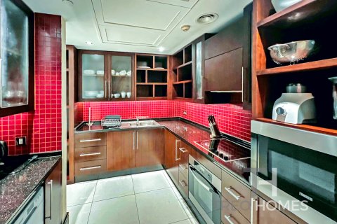 Apartment in Burj Khalifa, Dubai, UAE 2 bedrooms, 161 sq.m. № 586367 - photo 8