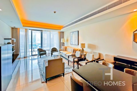 Apartment in Burj Khalifa, Dubai, UAE 2 bedrooms, 161 sq.m. № 586367 - photo 5