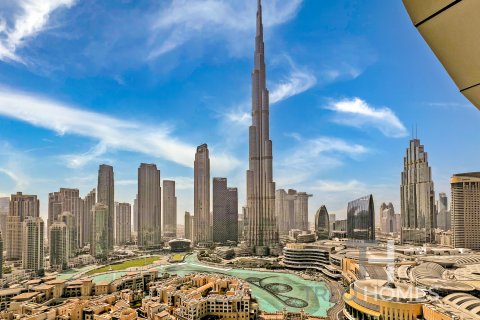 Apartment in Burj Khalifa, Dubai, UAE 2 bedrooms, 161 sq.m. № 586367 - photo 1