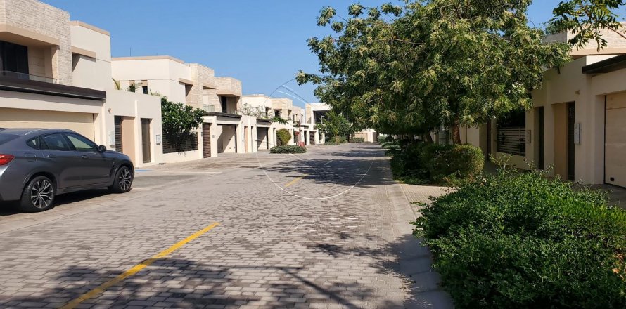 Vila na Saadiyat Island, Abu Dhabi, SAE 5 ložnice, 851 m² Č.: 615165