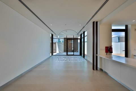 Shtëpi në qytet në Abu Dhabi, Emiratet e Bashkuara Arabe 3 dhoma gjumi, 269 m2. № 615169 - Foto 4