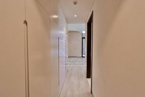 Shtëpi në qytet në Abu Dhabi, Emiratet e Bashkuara Arabe 3 dhoma gjumi, 269 m2. № 615169 - Foto 7