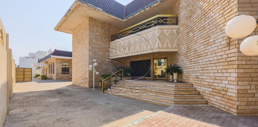 Vila v Al Bateen, Abu Dhabi, SAE 8 ložnice, 1208 m² Č.: 615506