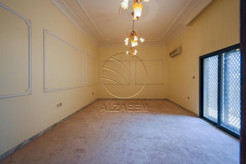 Vila v Al Bateen, Abu Dhabi, SAE 8 ložnice, 1208 m² Č.: 615506 - fotografie 16