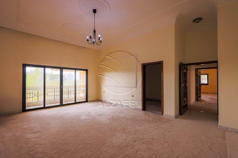Vila v Al Bateen, Abu Dhabi, SAE 8 ložnice, 1208 m² Č.: 615506 - fotografie 25