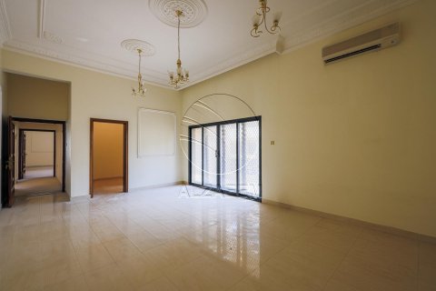 Vila v Al Bateen, Abu Dhabi, SAE 8 ložnice, 1208 m² Č.: 615506 - fotografie 15