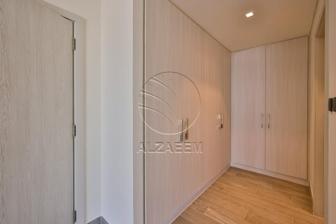 Yas Island, Abu Dhabi, संयुक्त अरब अमीरात में विला, 5 बेडरूम, 384 वर्ग मीटर, संख्या 615505 - फ़ोटो 21