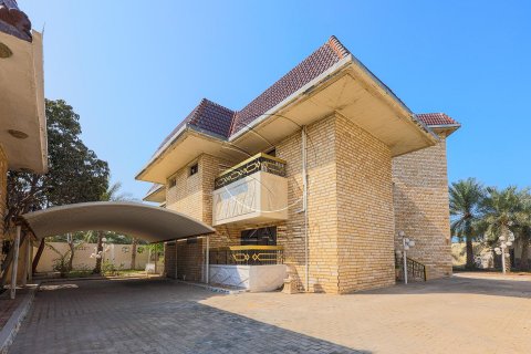 Vila v Al Bateen, Abu Dhabi, SAE 1208 m² Č.: 615504 - fotografie 1