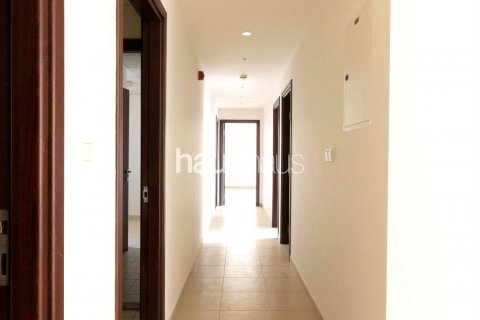 Apartmen di Jumeirah Beach Residence, Dubai, UAE 3 bilik tidur, 171 meter persegi № 625894 - foto 8