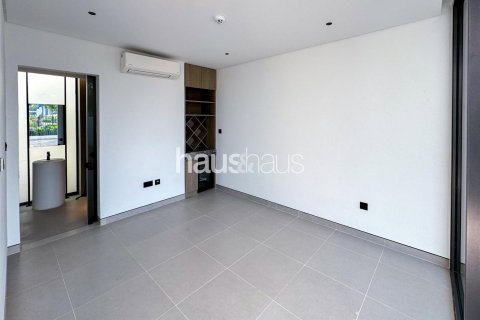 Vilă de închiriat în Tilal Al Ghaf, Dubai, EAU 6 dormitoare, 800 mp.  №626628 - poză 12