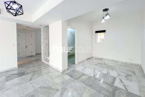 Villa in affitto a The Springs, Dubai, EAU 3 camere da letto, 228 mq. № 626410 - foto 3