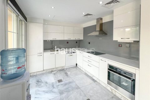 Villa in affitto a The Springs, Dubai, EAU 3 camere da letto, 228 mq. № 626410 - foto 5