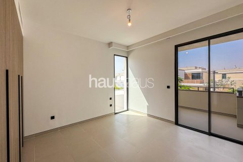 Vilë në Tilal Al Ghaf, Dubai, Emiratet e Bashkuara Arabe 5 dhoma gjumi, 527 m2. № 626626 - Foto 23