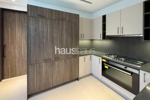 Vilë në Tilal Al Ghaf, Dubai, Emiratet e Bashkuara Arabe 5 dhoma gjumi, 527 m2. № 626626 - Foto 12