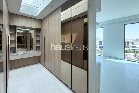 Vilë në Tilal Al Ghaf, Dubai, Emiratet e Bashkuara Arabe 5 dhoma gjumi, 527 m2. № 626626 - Foto 18