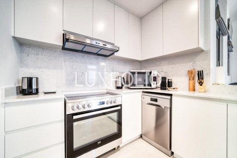 Apartemen di Umm Suqeim, Dubai, UEA 2 kamar tidur, 171 m2 nomor 627463 - foto 18