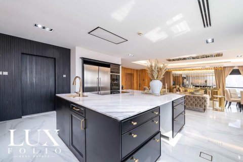 Střešní byt v Jumeirah Beach Residence, Dubai, SAE 4 ložnice, 525 m² Č.: 627388 - fotografie 13