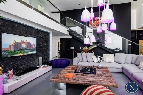 Duplex in Jumeirah Beach Residence, Dubai, UAE 3 bedrooms, 180 sq.m. № 627320 - photo 2