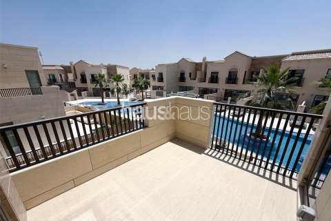 Řadový dům v Jumeirah Golf Estates, Dubai, SAE 3 ložnice, 216 m² Č.: 626590 - fotografie 2