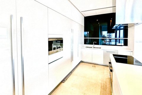 Apartment in Dubai Marina, Dubai, UAE 5 bedrooms, 345 sq.m. № 625309 - photo 6