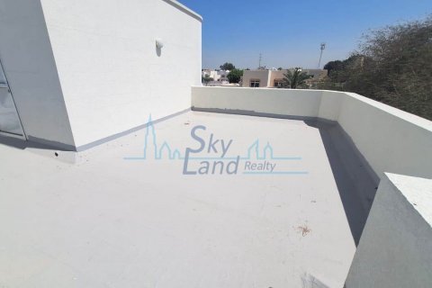 Vila di Dubai, UEA 4 kamar tidur, 371.6 m2 nomor 590071 - foto 16