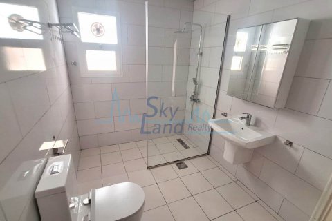 Vila di Dubai, UEA 4 kamar tidur, 371.6 m2 nomor 590071 - foto 12