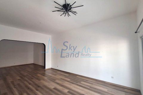 Vila di Dubai, UEA 4 kamar tidur, 371.6 m2 nomor 590071 - foto 10