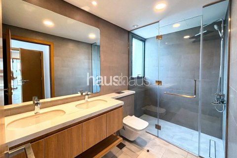 Řadový dům v Dubai Land, Dubai, SAE 4 ložnice, 255 m² Č.: 625676 - fotografie 10