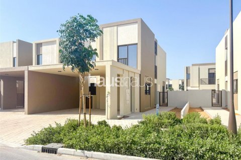 阿联酋 Dubai Dubai Land 待售 : 4 卧, 216 平方米 , 编号625679 - 照片 1