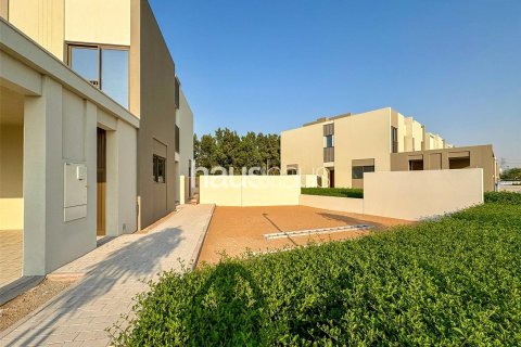 Řadový dům v Dubai Land, Dubai, SAE 4 ložnice, 214 m² Č.: 625677 - fotografie 7