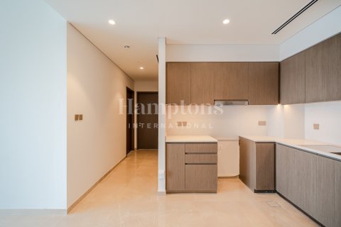 Apartment in Palm Jumeirah, Dubai, UAE 2 bedrooms, 111.57650300 sq.m. № 595742 - photo 11