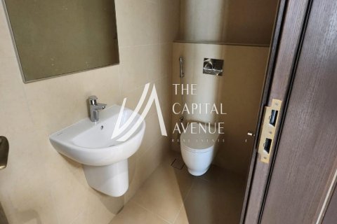 Townhouse in Khalifa City, Abu Dhabi, UAE 3 bedrooms, 172 sq.m. № 605082 - photo 13