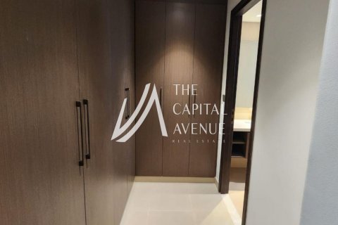 Townhouse in Khalifa City, Abu Dhabi, UAE 3 bedrooms, 172 sq.m. № 605082 - photo 8