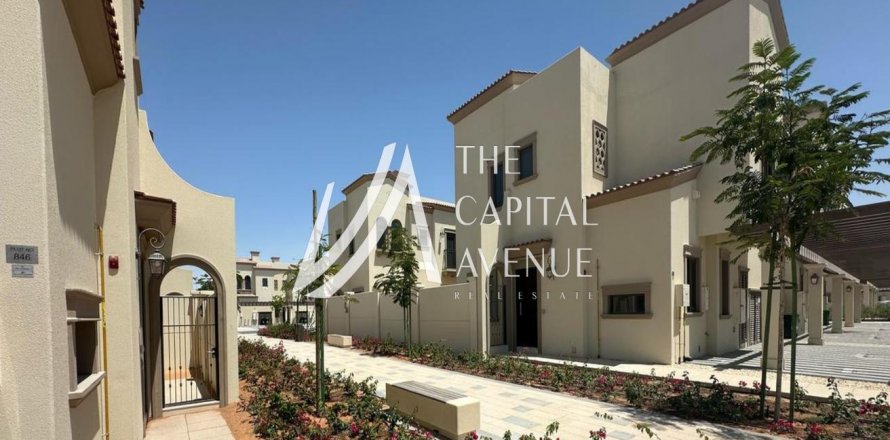 Townhouse in Khalifa City, Abu Dhabi, UAE 3 bedrooms, 172 sq.m. № 605082