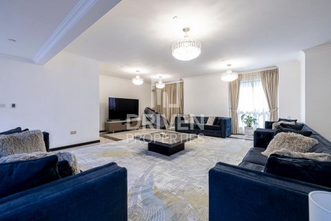Apartment in Jumeirah Beach Residence, Dubai, UAE 4 bedrooms, 291 sq.m. № 602047 - photo 2