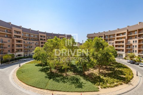 Motor City, Dubai, UAE의 판매용 아파트 침실 2개, 151제곱미터 번호 602051 - 사진 1