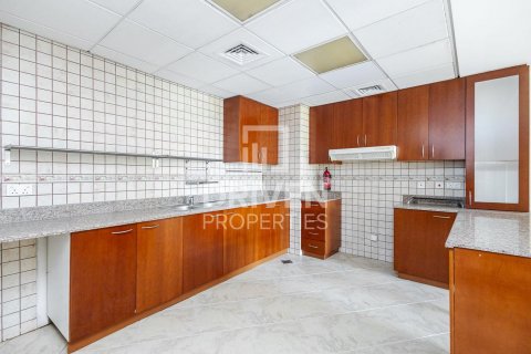 Motor City, Dubai, UAE의 판매용 아파트 침실 2개, 151제곱미터 번호 602051 - 사진 9