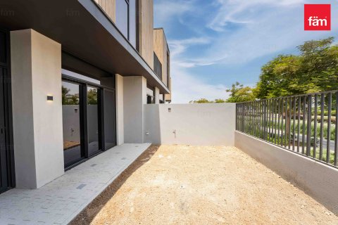 Dubai, BAE’de kiralık townhouse 3 yatak odası, 172.2 m&sup2; No 624951 - fotoğraf 10