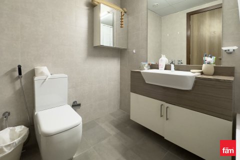 Apartment in Al Furjan, Dubai, UAE 2 bedrooms, 215.1 sq.m. № 624896 - photo 14