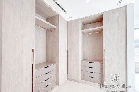 Villa sa Dubai, UAE 4 silid-tulugan, 316.8 sq.m. № 629733 - larawan 7