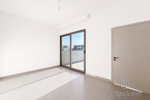 Villa sa Dubai, UAE 4 silid-tulugan, 316.8 sq.m. № 629733 - larawan 19