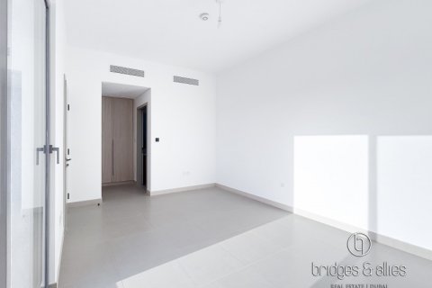 Villa sa Dubai, UAE 4 silid-tulugan, 316.8 sq.m. № 629733 - larawan 15