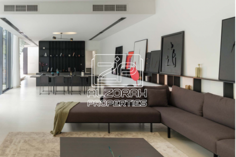 Řadový dům v Tilal City, Sharjah, SAE 3 ložnice, 196.7 m² Č.: 576037 - fotografie 1