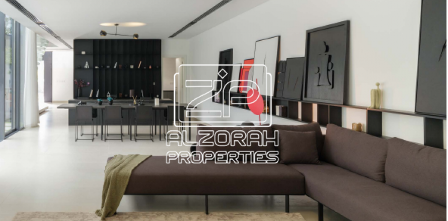 Řadový dům v Tilal City, Sharjah, SAE 3 ložnice, 196.7 m² Č.: 576037