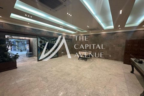 Vilë në Al Mushrif, Abu Dhabi, Emiratet e Bashkuara Arabe 1000 m2. № 604701 - Foto 5