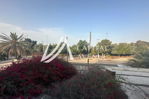Vilë në Al Mushrif, Abu Dhabi, Emiratet e Bashkuara Arabe 1000 m2. № 604701 - Foto 7