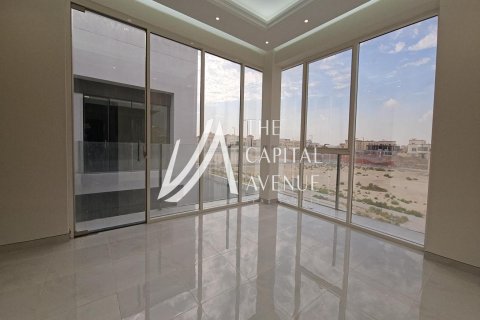 阿联酋 Abu Dhabi Baniyas 待租 : 929 平方米 , 编号604700 - 照片 3