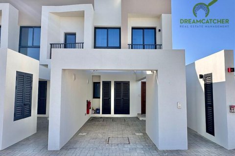 Řadový dům v Mina Al Arab, Ras Al Khaimah, SAE 2 ložnice, 152.6 m² Č.: 588818 - fotografie 2