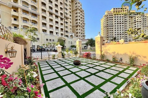 Řadový dům v Al Hamra Village, Ras Al Khaimah, SAE 2 ložnice, 130.1 m² Č.: 588819 - fotografie 8